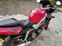 Honda VTR 1000F, 2000 