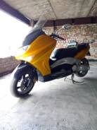 Yamaha Tmax, 2001 