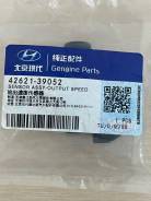   Hyundai Elantra 4262139052 