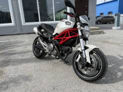  Ducati Monster 696 2010 