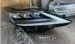   Lexus RX 300    