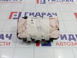    ( ) UAZ Patriot 