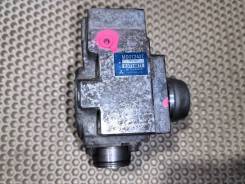  Mitsubishi GDI MD372427.  230/2. 