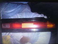 - Toyota Mark Il GX90 ,  