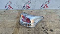   mitsubishi Outlander CF8W 822