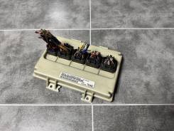 ���� �������� Dodge Caravan 4 Chrysler Voyager 4 04727070AE ����