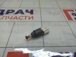    Lada Granta 8200168238 