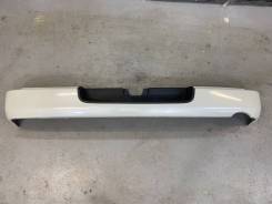   52159-26380 Toyota Hiace TRH228B 2TRFE  color 070