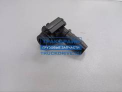        4  d=15  VOSS S001165 