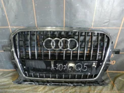 ������� ��������� S-Line AUDI 8R0853651 ����