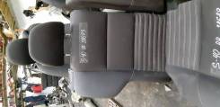  Volvo S40 - - . . 