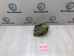   Mercedes W203 3379199 