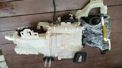    Toyota Voxy.  