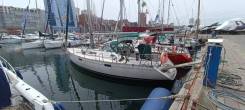   Beneteau 39.  . .  