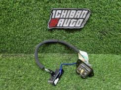  5-  Nissan X-Trail 905508H300 NT30,  