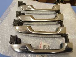    Toyota LAND Cruiser /