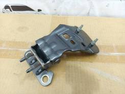    Toyota Highlander 2 6882048011 40,   