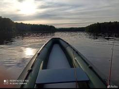 ,  Grand Argus canoes A550 
