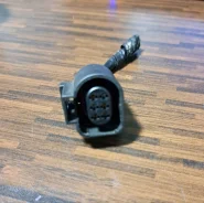 ������ VW Passat (B6) 2005-2010 1J0973713 ����