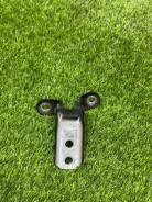 ����� ����� Toyota Camry 2018-2024 6877033050 V70/V75, �������� ����