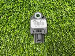 ������ ����� Toyota Corolla 2012-2019 8983102200 �180/�181 ����