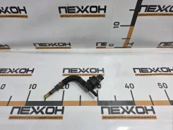 ������ ����������� Audi Q7 038906081B 4L ����